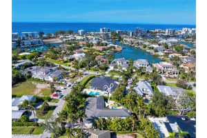 405 Rudder Rd, Naples