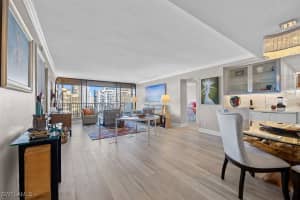 4005 Gulf Shore Blvd N 1205, Naples