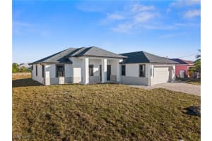 5002 Beauty Street, Lehigh Acres, FL 33971 Sold 05/07/25