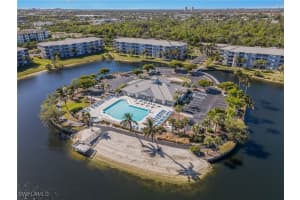 16595 Lake Circle Dr 245, Fort Myers