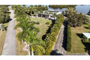 14562 Riverside Drive, Fort Myers, FL 33905 Sold 02/05/25