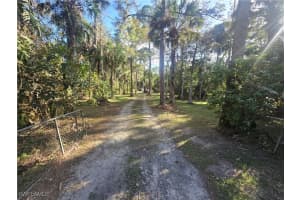 440 20th Avenue, Naples, FL 34120 Sold 02/18/25