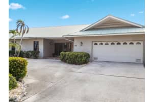 334 Grapewood Court, Marco Island, FL 34145 - MLS#224099269