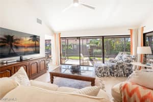 802 Reef Point Circle, Naples, FL 34108 Sold 03/18/25