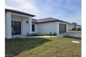 1605 11TH Street, Lehigh Acres, FL 33971 - MLS#224099375