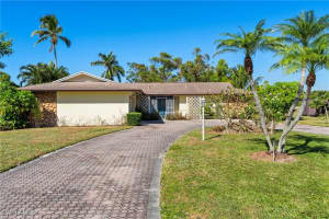49 Thorncrest Lane, Naples, FL 34113 Sold 02/14/25