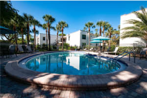 802 10th Avenue, Naples, FL 34102 - MLS#224099490