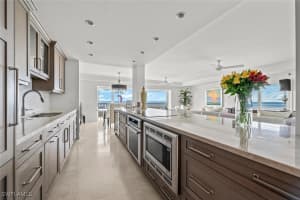 3401 Gulf Shore Boulevard, Naples, FL 34103 Sold 01/09/25