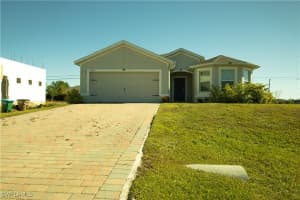 1809 Ne 5th Ct, Cape Coral