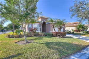 9611 Las Casas Drive, Fort Myers, FL 33919 Sold 06/25/25