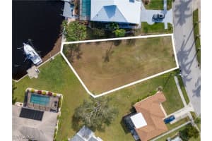 1852 Lakeview Boulevard, North Fort Myers, FL 33903 Sold 03/31/25