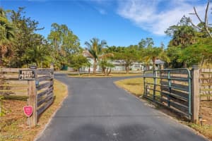 3535 29th Avenue, Naples, FL 34117 Sold 04/10/25