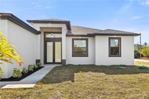 820 Chantilly Street, Lehigh Acres, FL 33974 Sold 04/24/25