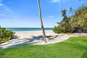 1900 Gulf Shore Boulevard, Naples, FL 34102 Sold 01/10/25