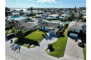 136 Trinidad Street, Naples, FL 34113 Sold 04/14/25