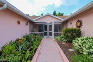 470 Saint Andrews Boulevard, Naples, FL 34113 - MLS#224099992