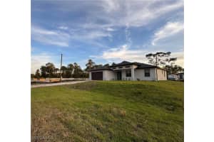 932 Milwaukee Boulevard, Lehigh Acres, FL 33974 - MLS#224100102