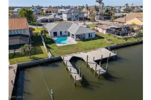 18307 Cutlass Drive, Fort Myers Beach, FL 33931 Sold 07/31/25