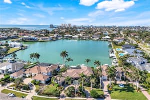 864 Inlet Drive, Marco Island, FL 34145 Sold 04/25/25