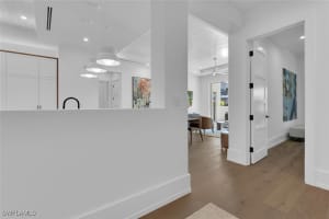 201 8th Street, Naples, FL 34102 - MLS#224100155