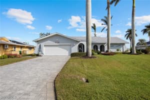 1905 44th Street, Cape Coral, FL 33904 Sold 02/25/25