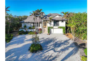 3744 Gulf Drive, Sanibel, FL 33957 Sold 07/11/25
