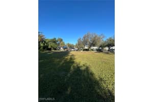 11888 Corinne Lee Court, Fort Myers, FL 33907 - MLS#224100480