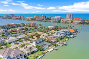 287 Trade Winds Avenue, Naples, FL 34108 Sold 12/31/24