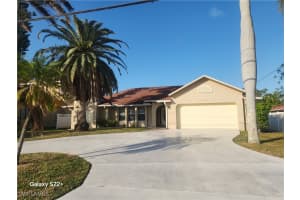 5718 Driftwood Parkway, Cape Coral, FL 33904 Sold 01/14/25