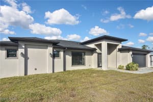 827 Anson Avenue, Lehigh Acres, FL 33971 Sold 03/31/25