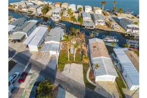 13 Nancy Lane, Fort Myers Beach, FL 33931 Sold 03/13/25