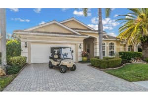 19752 Casa Verde Way, Estero, FL 33967 Sold 04/07/25