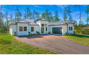 3518 2nd Ave Se, Naples