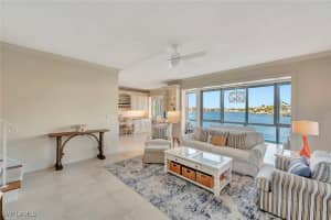 2258 Gulf Shore Boulevard, Naples, FL 34102 - MLS#224100819