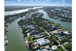1025 Spyglass Lane, Naples, FL 34102 Sold 02/03/25