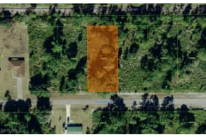 516 Poinciana Drive, Indian Lake Estates, FL 33855 Sold 02/28/25