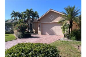 10915 Fieldfair Dr, Naples