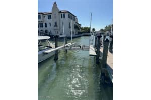 4190 Gulf Shore Boulevard, Naples, FL 34103 Sold 03/12/26