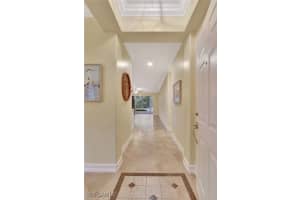 965 Tarpon Cove Drive, Naples, FL 34110 - MLS#224101065