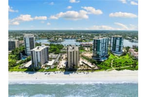 4001 Gulf Shore Blvd N 1000, Naples