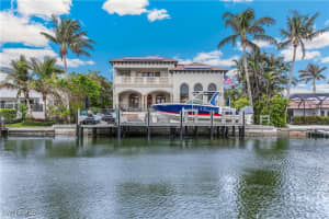 280 Egret Avenue, Naples, FL 34108 - MLS#224101352