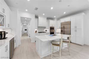 16370 Viansa Way, Naples, FL 34110 Sold 04/11/25