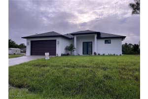 820 Anaconda Avenue, Lehigh Acres, FL 33974 Sold 01/14/25