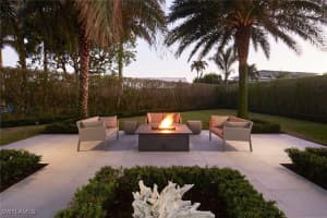512 Neapolitan Lane, Naples, FL 34103 Sold 03/03/25