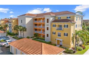 4420 Botanical Place Circle, Naples, FL 34112 Sold 04/11/25