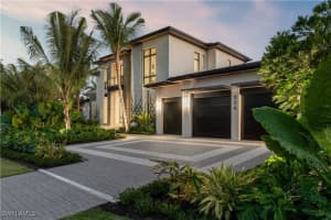 256 Aqua Court, Naples, FL 34102 Sold 06/16/25