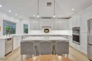 721 TURKEY OAK Lane, Naples, FL 34108 Sold 04/17/25