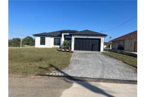 3818 10th Street, Lehigh Acres, FL 33976 Sold 06/13/25