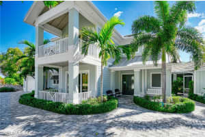811 Newell Terrace, Marco Island, FL 34145 Sold 09/09/25