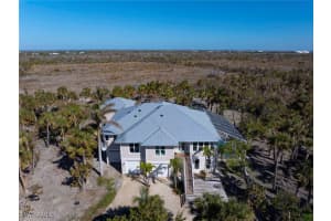 4318 Gulf Drive, Sanibel, FL 33957 Sold 07/09/25